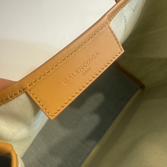 Balenciaga Blue and Tan Tote with Structured Design - Picture 4 of 7